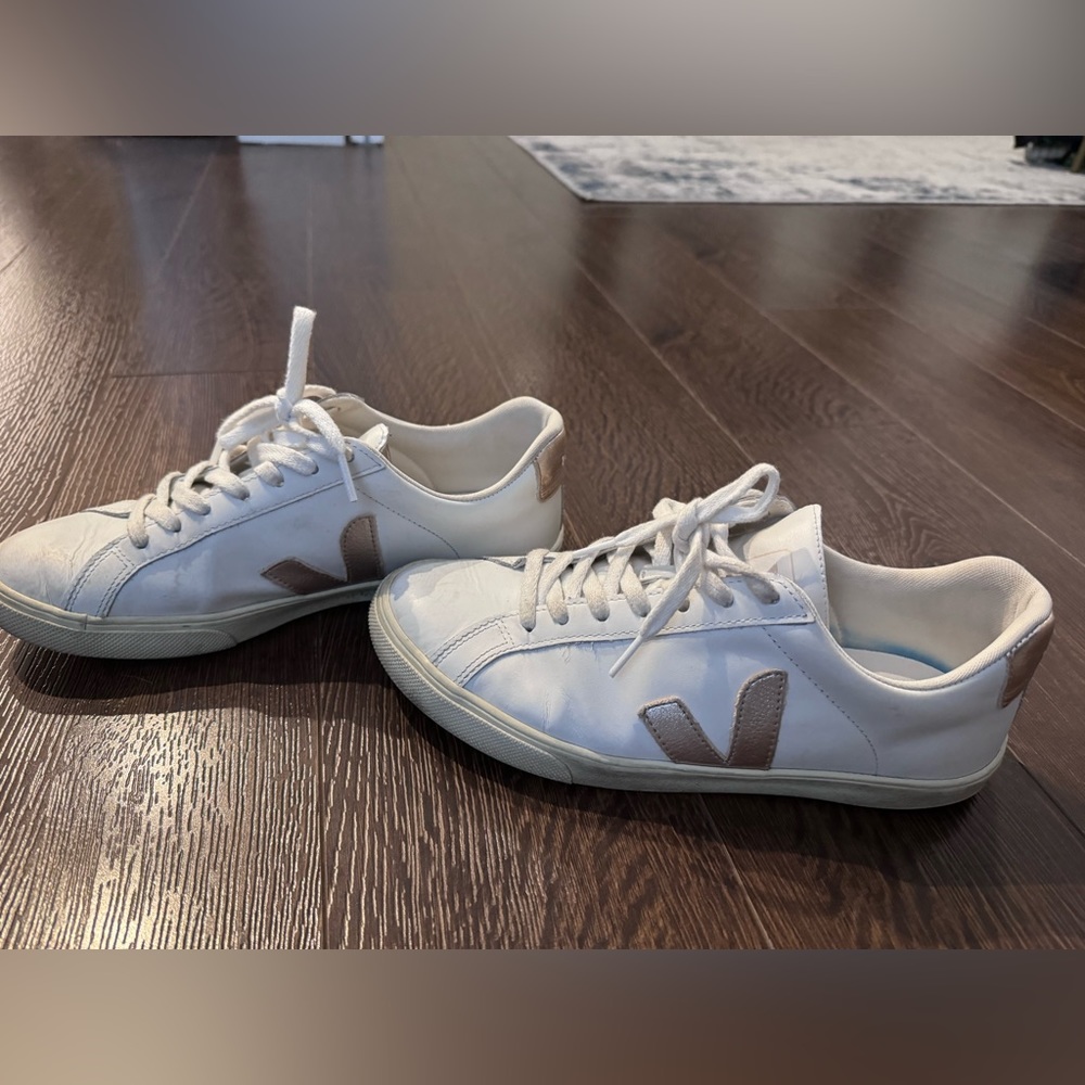 Veja ESPLAR LEATHER WHITE PLATINE
